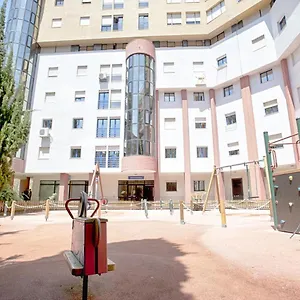 green-executive-apartment-in-the-heart-of-lisbon.hotels-lisbon-portugal.com/